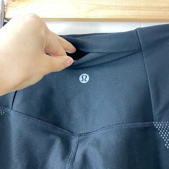 Lululemon Black and White Leggings Size 6 - Picture 11 of 12